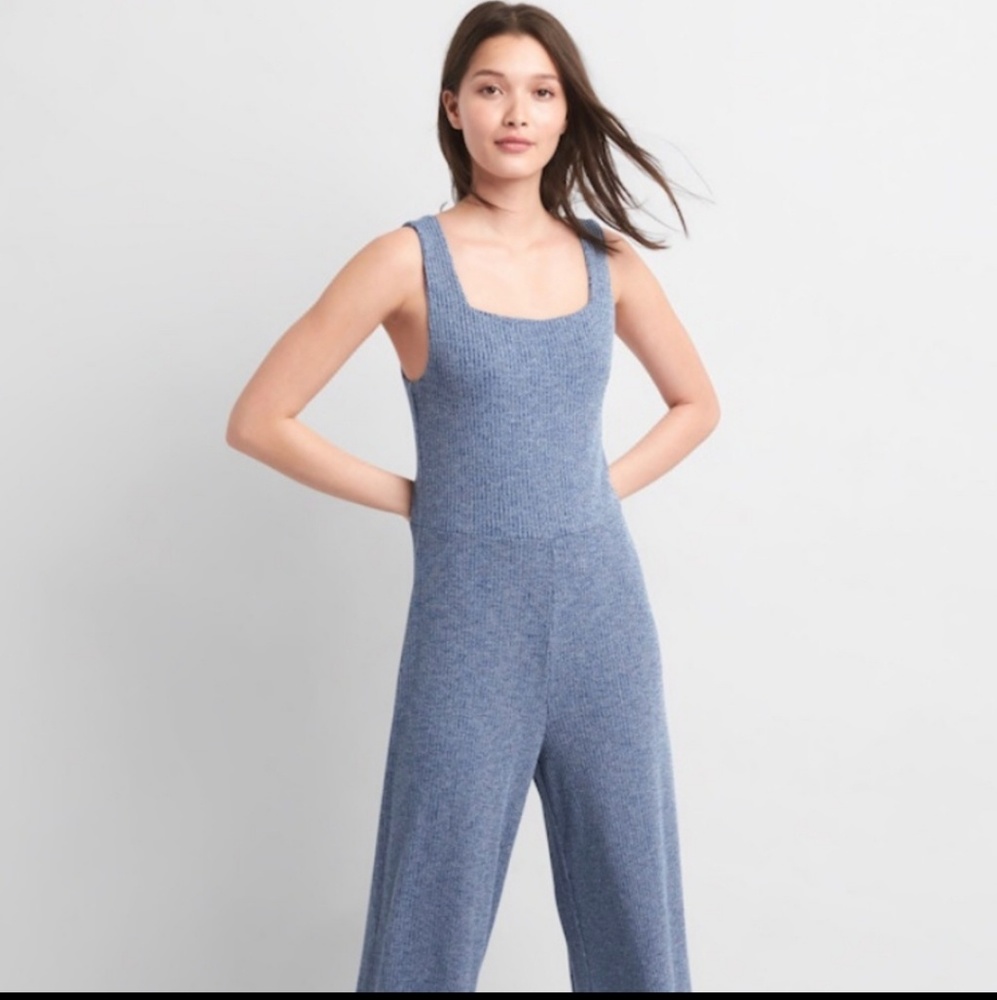 Ribbed knit jumpsuit